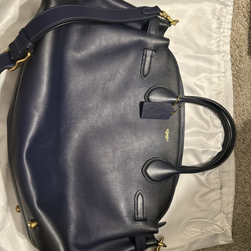 Coach Empire 40 - willing to trade for honey color!!!!